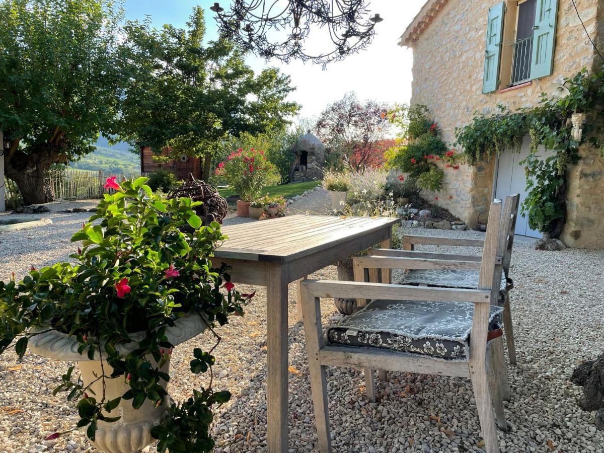 Mas Tulipe De Soie Bed & Breakfast Bevons Eksteriør bilde