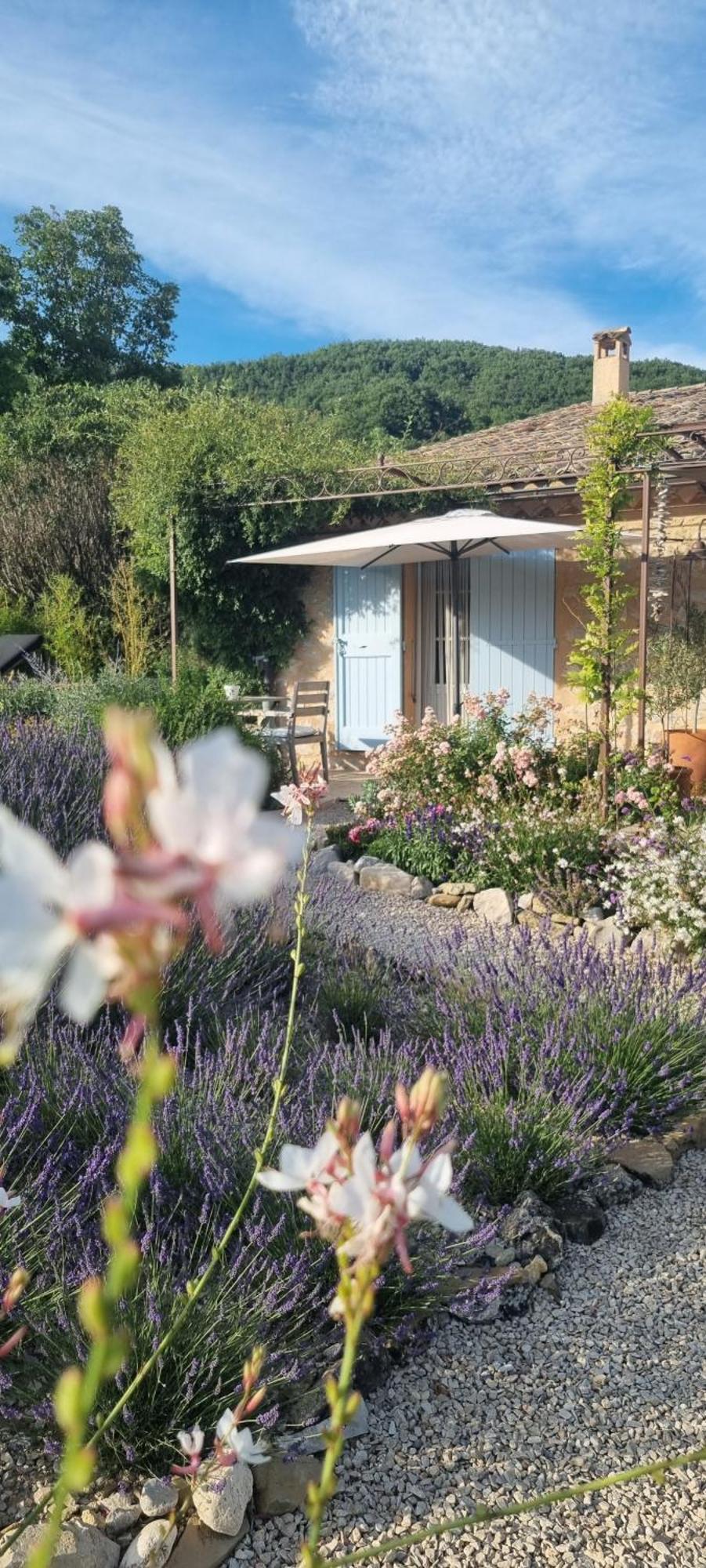 Mas Tulipe De Soie Bed & Breakfast Bevons Eksteriør bilde