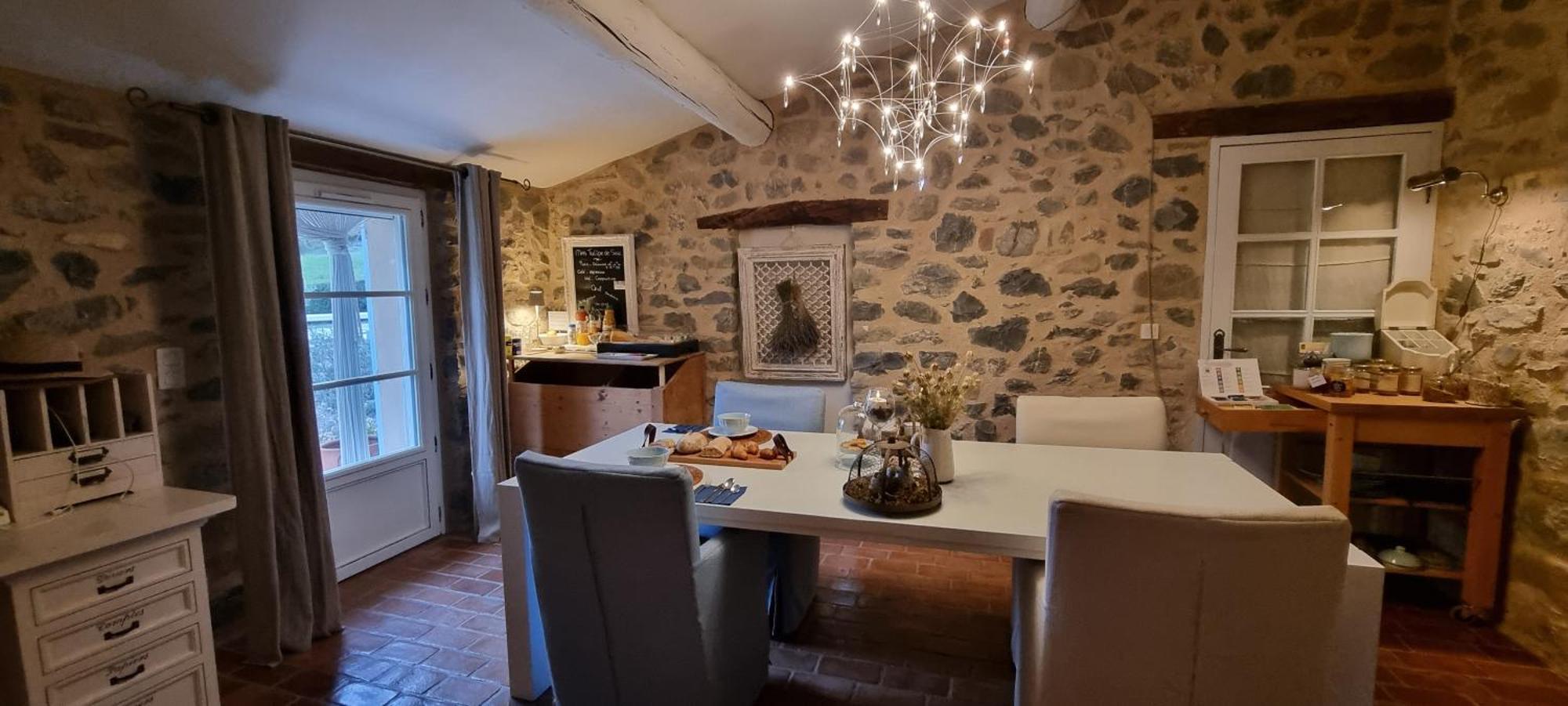 Mas Tulipe De Soie Bed & Breakfast Bevons Eksteriør bilde