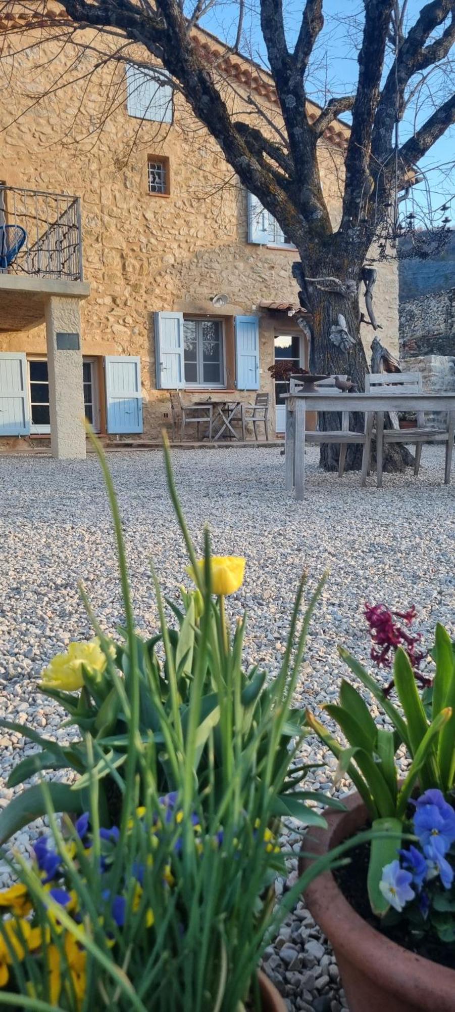 Mas Tulipe De Soie Bed & Breakfast Bevons Eksteriør bilde